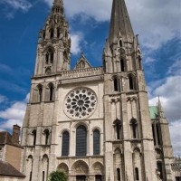 Q016 Chartres Cathedral Is Known For